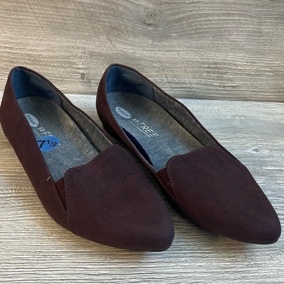 Dr Scholls Woman’s burgundy colored micro cord fabric pointed toe flats size 7.5 - Picture 1 of 9